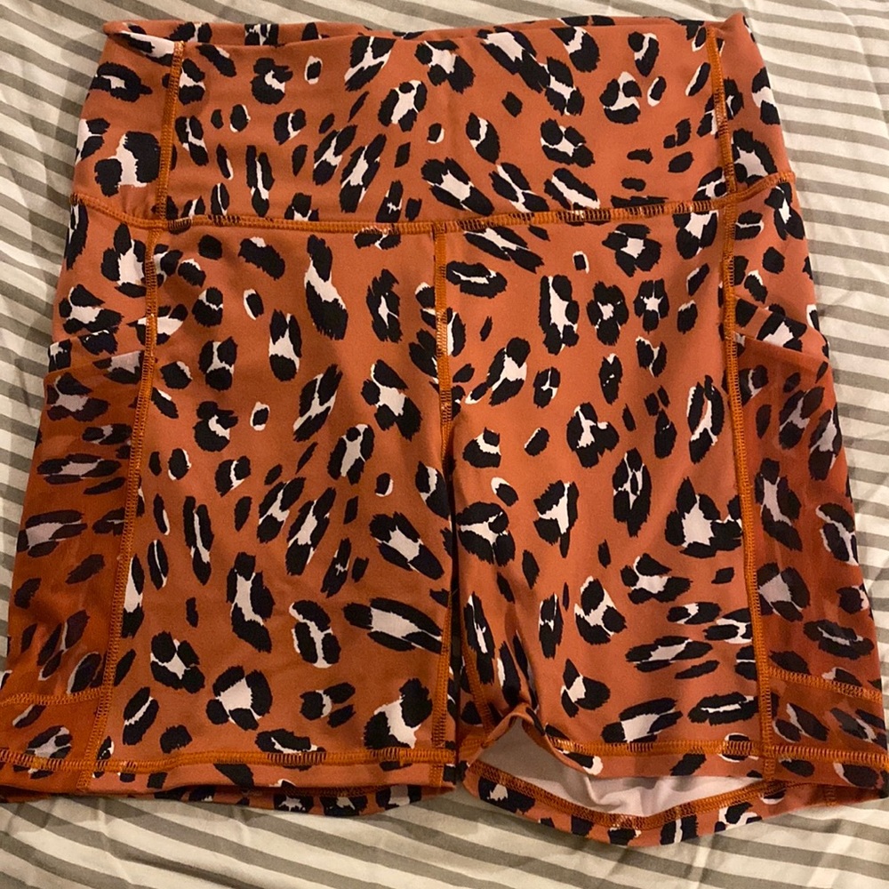 FABLETICS POWERHOLD BIKER SHORTS